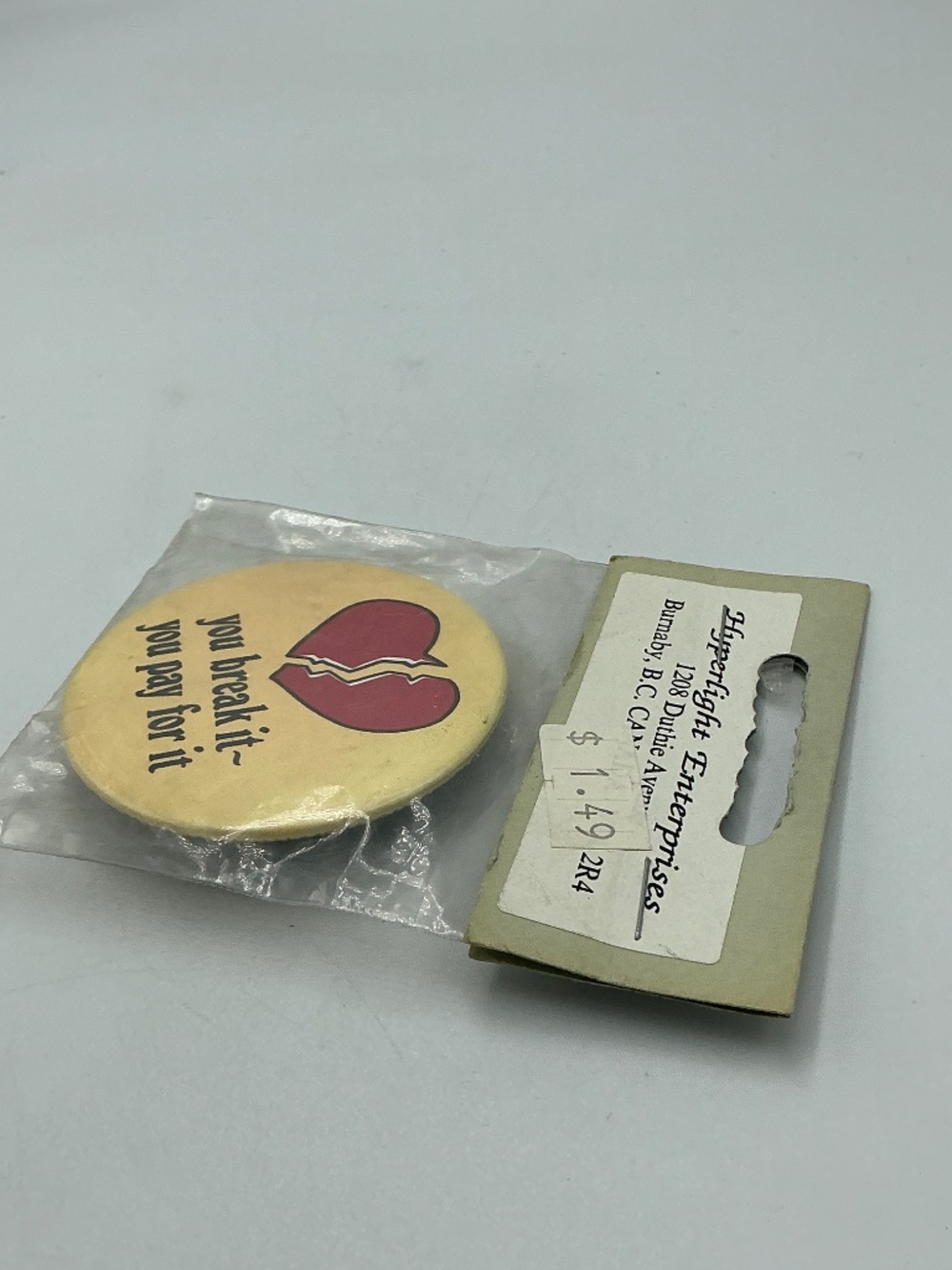 Vintage Pin Button You Break It You Pay For It Broken Heart Hyperlight - Picture 4 of 10